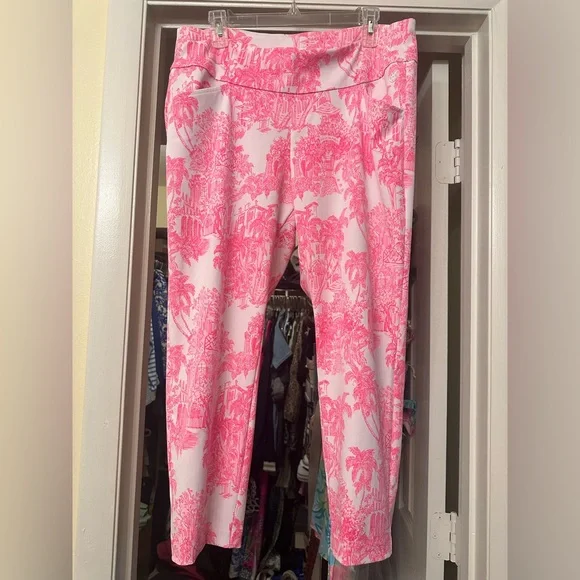 EUC Lilly Pulitzer Corso Crop Anniversary Toile - Picture 3 of 6